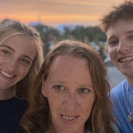 Mom2shanejaz