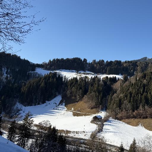 YKI_1982