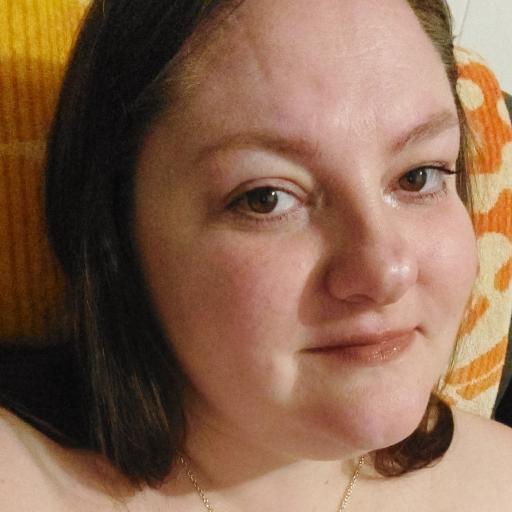 MsCurvyKitten
