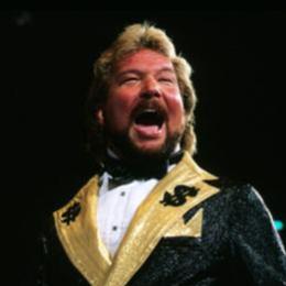 LargeHollyw00d